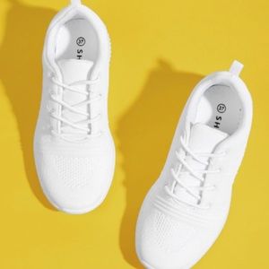 SNEAKER FOR WOMEN SIZE 41 EURO